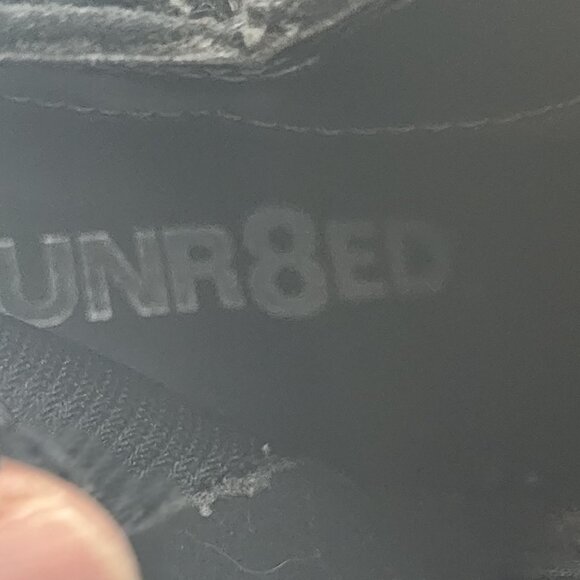 Unr8ed Black Faux Suede Side Bow and Side Zip Small Heel Reece Booties Kid Sz 8M - Picture 16 of 16